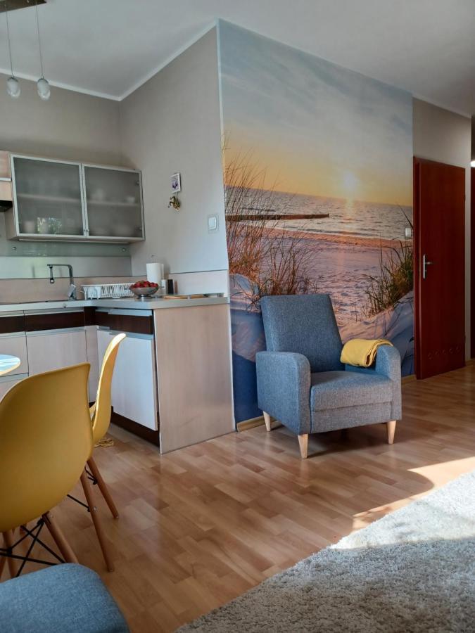 Apartament Blisko Plazy Pobierowo Exteriör bild